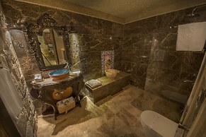 Elika Cave Suites & Spa