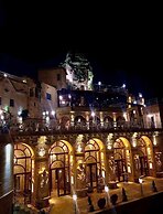 Elika Cave Suites & Spa