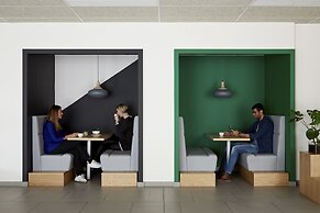 The Social Hub Paris La Defense