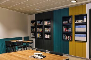 The Social Hub Paris La Defense