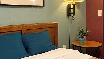 Copper Mountain Motel