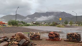 Copper Mountain Motel