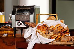 NgapaliI Bay Villas & Spa