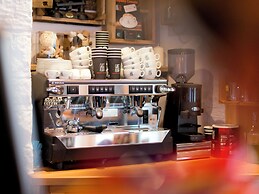 YHA Boggle Hole - Hostel