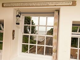 YHA Boggle Hole - Hostel