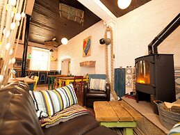 YHA Boggle Hole - Hostel