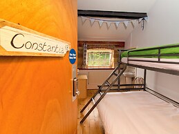 YHA Boggle Hole - Hostel