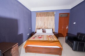 Pemicsa Hotel