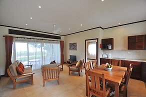 Cote d'Or Footprints