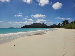 Cote d'Or Footprints