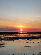 Bale Sampan Bungalows