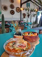 Bale Sampan Bungalows