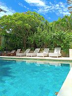 Bale Sampan Bungalows