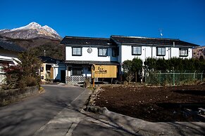 Japanese Onsen Ryokan Yufuin Tabinokura