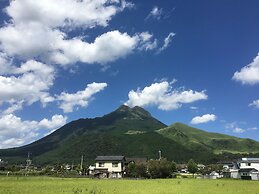 Japanese Onsen Ryokan Yufuin Tabinokura