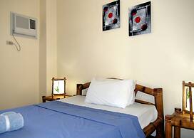 Squares Cafe and Apartments