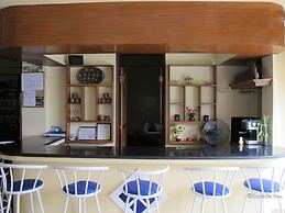 Squares Cafe and Apartments