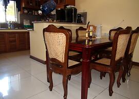 Squares Cafe and Apartments