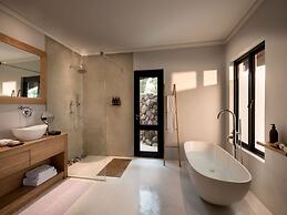 Mhondoro Safari Lodge & Villa