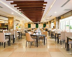 Side Aluna Hotel