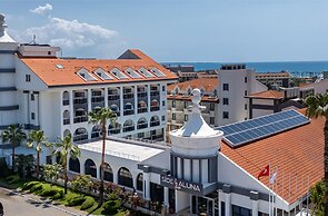 Side Aluna Hotel