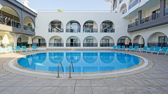 Diamond Beach Hotel & Spa