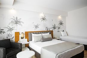 Side Aluna Hotel