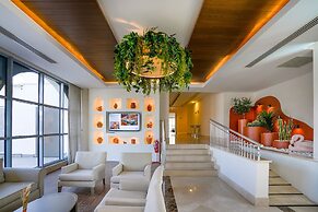 Side Aluna Hotel