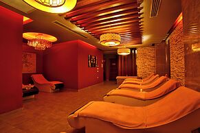 Side Aluna Hotel