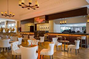 Side Aluna Hotel