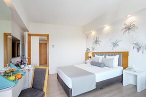 Diamond Beach Hotel & Spa