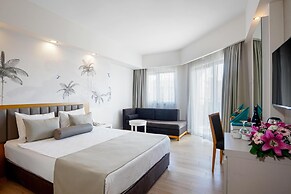 Diamond Beach Hotel & Spa