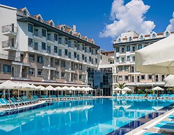 Diamond Beach Hotel & Spa