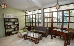 The Apsara Rive Droite