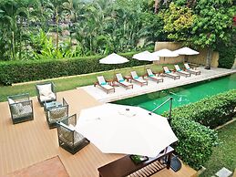 The Apsara Rive Droite