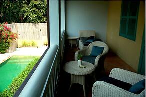 The Apsara Rive Droite