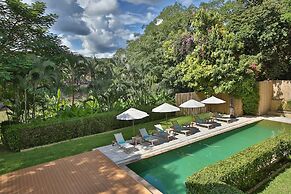 The Apsara Rive Droite