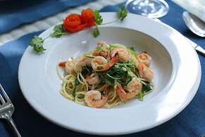 The Apsara Rive Droite