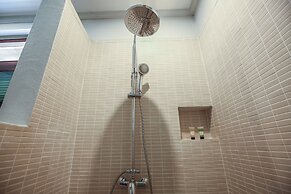 The Apsara Rive Droite