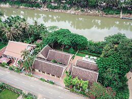 The Apsara Rive Droite