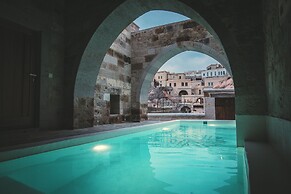 Millstone Cave Suites