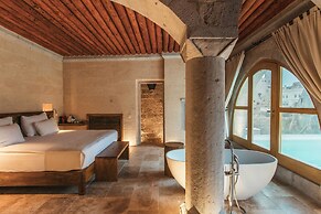 Millstone Cave Suites