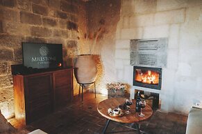 Millstone Cave Suites