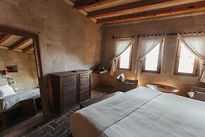 Millstone Cave Suites