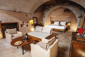 Millstone Cave Suites