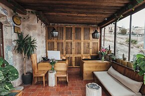 Millstone Cave Suites