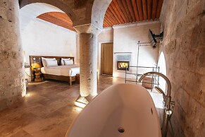 Millstone Cave Suites