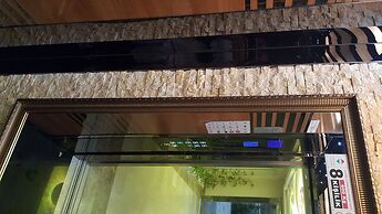 Moda Marine Apartments