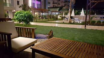 Moda Marine Apartments