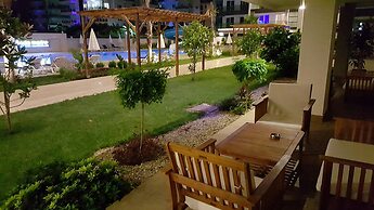 Moda Marine Apartments